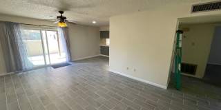 Cute 2 bedroom 2 bath Condo for RENT in Four Palms Condominium Complex Gallery 4