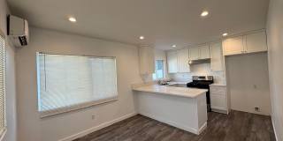 9708 3/4 Wilmington Ave. Gallery 1