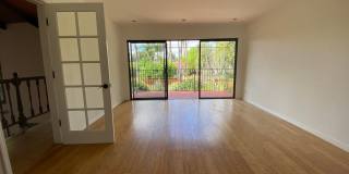 Stunning 3b/2b home with views of the golf course Gallery 10