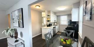 Spacious 4-Bedroom Bungalow for Rent in Euclid! Gallery 4