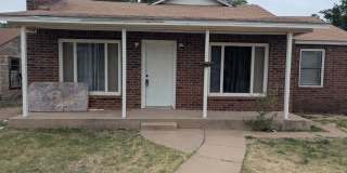 Spacious Updated 3 Bedroom Home Gallery 1