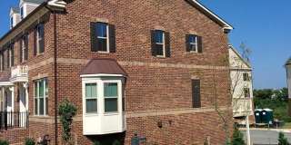 9132 LANDON HOUSE Lane Gallery 2
