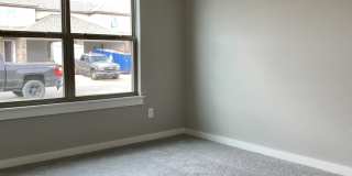 451 Red Robin St Gallery 16