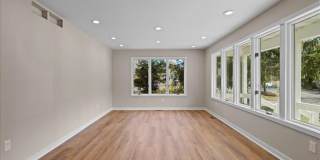 1 CENTER Street Gallery 3