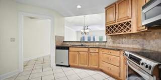 100 Bermuda Bay Circle #104 Gallery 16