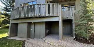 330 Meadow Ranch Road Gallery 1
