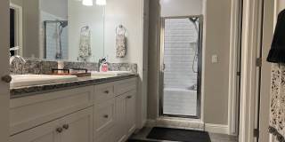 Charming and Elegant Home in Clovis District Gallery 15