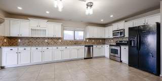 26224 N 40th Place Gallery 13