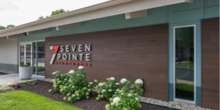 7 Pointe Apartments Gallery 37