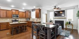 7364 MOCKINGBIRD CIR Gallery 2