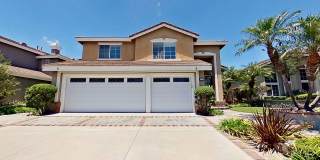 4749 E Bradford Ave, Orange: Spacious 2,655 sqft 5 Bed 3 Bath House with Backyard Pool! Gallery 1