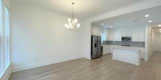 3 Bedroom With a Bonus Room In Central School District! Gallery 8