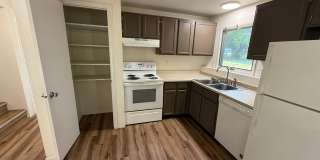 1625 South Rouse Avenue Gallery 8