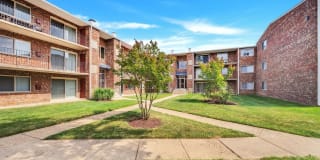 Washington Square Apartments Gallery 24