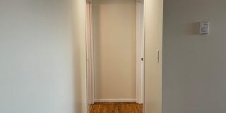 C2402 - Maple Court Apartments Gallery 34