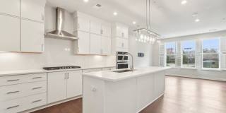 Welcome to Union Park at McLean! Gallery 5