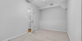 5510 Waterman Boulevard Gallery 38