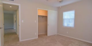 606 12TH AVENUE NE Gallery 16