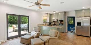 857 Stiles Drive Gallery 3