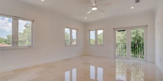 500 Southwest 51st Court Gallery 12