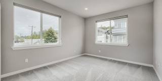 Beautiful 4bed/2.5bath Home in Desirable West Seattle Location! Gallery 11