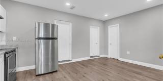 6940 NW 6th Ct Gallery 32