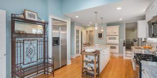 408 Tuttle Avenue Gallery 18