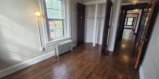 2 Bedroom, 1 Bathroom in Historical Woodland Avenue building! Gallery 30