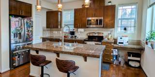 North Lynnwood 3 bdrm with Bonus/Media Room Gallery 8