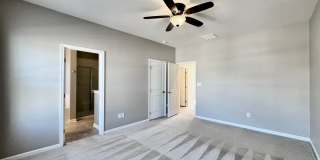 Available 07-08-26! Townhouse w/Garage - Pet Friendly - All Appliances Convey! Gallery 31
