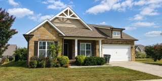 Pet-Friendly 3-Bedroom Home with 2-Car Garage Near Highway 111 Gallery 1