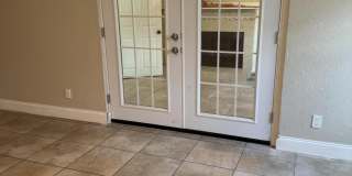 3923 HARBOR VIEW Drive Gallery 4