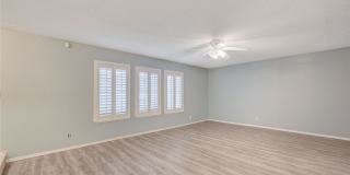 3518 Blackstone Street Gallery 7