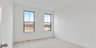 This stunning luxury 2-story condo has 3 beds & 2.5 baths with over 1500 sq ft of living space. Gallery 18