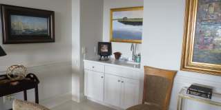 Harborside Club at 701 Gallery 8