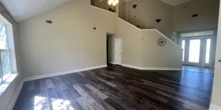 215 Southgate Drive Gallery 1