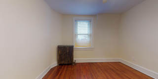 Large 4 Bedroom, 2 Bath House with Hardwood floors, walk in closets and more! Gallery 29