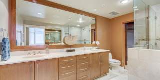 700 West Harbor Drive - 2902 Gallery 50
