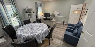 2102 Cromley Circle Gallery 11