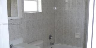 841 NW 10th Street Gallery 6