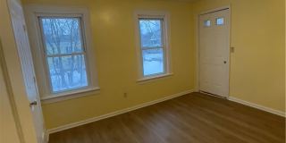 318 Kellog Street Gallery 12