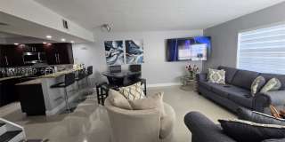 12025 SW 19th Ln Gallery 1