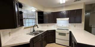 Northridge Neighborhood Gallery 7