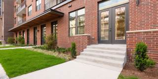 Troubadour Gallery 98