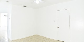 3040-3042 Douglas Ave Gallery 4