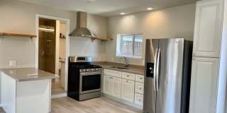 Efficient Studio In-Law unit located near downtown Forestville! Gallery 1