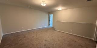 Updated 3 Bedroom Townhome with Harrisburg Schools Gallery 9