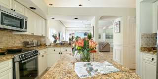 ** BEAUTIFUL MODERN HEATED POOL HOME IN THE VINEYARDS ** SEASONAL ONLY ** AVAILABLE OFF-SEASON MONTHS AND DEC-MARCH 2026 ** Gallery 48