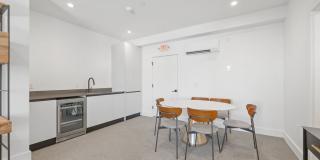 472 West Broadway Gallery 24