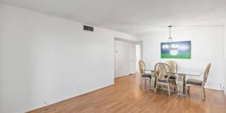 2515 Northeast 2nd Court Gallery 13